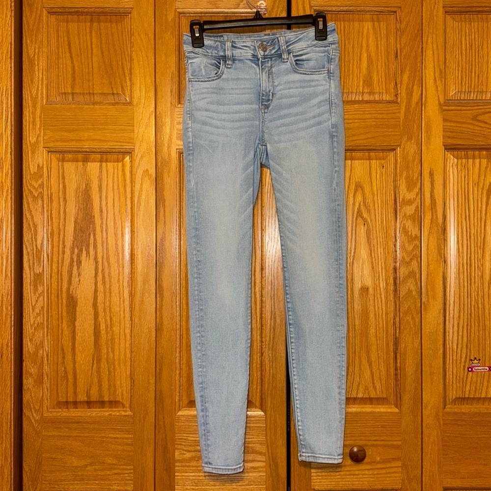 AE Hi-rise jeggings real good jeans size 4